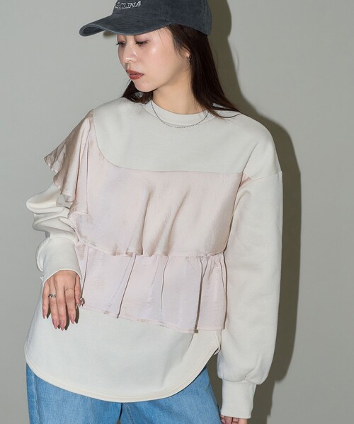 PUBLUX(パブリュクス)の「PUBLUX/パブリュクス サテン アシメ フリル ドッキング スウェット 限定展開(スウェット・レディース・スミクロ/オフホワイト/ブラック・フリ-)」の22枚目の写真