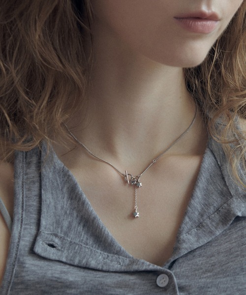 GOLDY(ゴールディ)の「マイクロ アスタリスク ネックレス(ネックレス・レディース・シルバー/ゴールド/シルバー×ゴールド・FREE)」の2枚目の写真