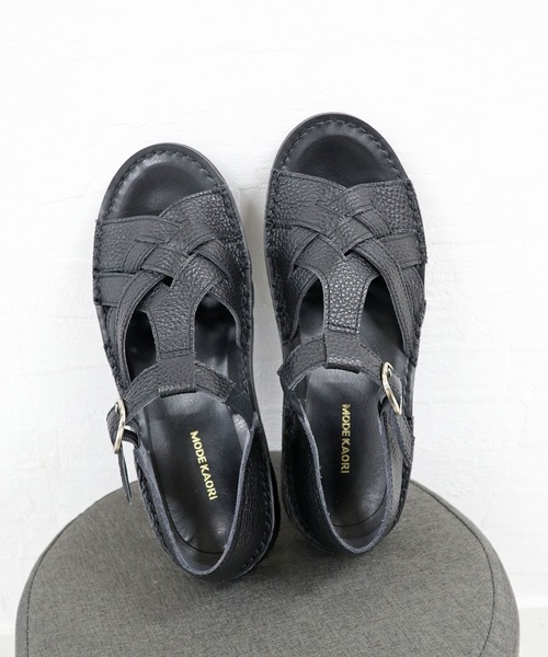 MODE KAORI（モードカオリ）の「【本革】撥水Tストラップサンダル/6135（サンダル・レディース・ブラック/グレイッシュベージュ/アイボリー/ライトブルー・22.5cm/23cm/23.5cm/24cm/24.5cm/25cm）」の19枚目の写真