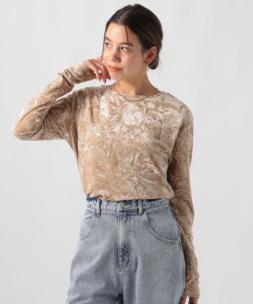 BAYFLOW（ベイフロー）の「[身体のラインを拾いすぎない]ベロアプルオーバーロングスリーブ（Tシャツ/カットソー・レディース・ブラック/ベージュ/グレー・FREE）」の16枚目の写真