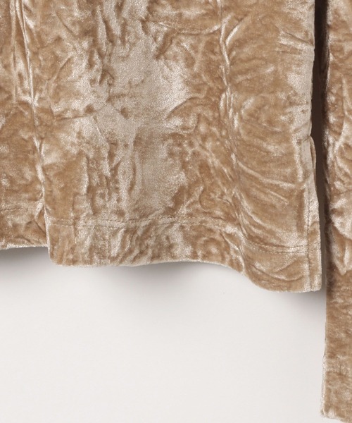 BAYFLOW（ベイフロー）の「[身体のラインを拾いすぎない]ベロアプルオーバーロングスリーブ（Tシャツ/カットソー・レディース・ブラック/ベージュ/グレー・FREE）」の6枚目の写真