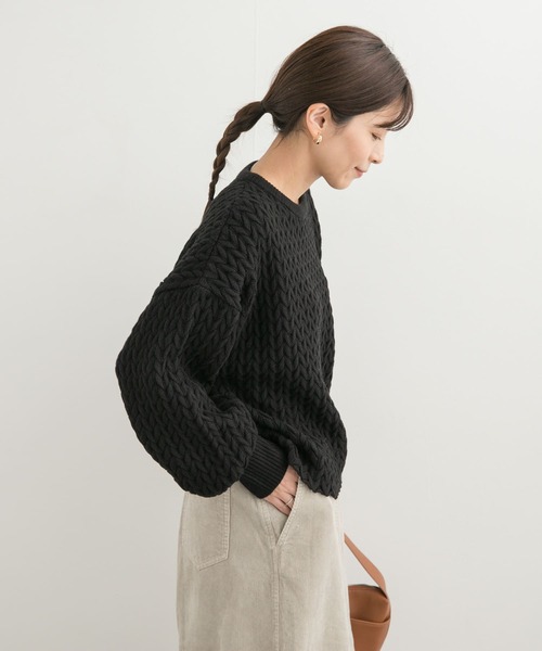 URBAN RESEARCH DOORS（アーバンリサーチドアーズ）の「ヘリンボーン柄ニットプルオーバー（ニット/セーター・レディース・ブラック/ライトベージュ・MEDIUM）」の9枚目の写真