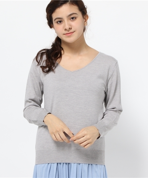 Chez toi（シェトワ）の「ハーモニーVネックプルオーバー（ニット/セーター・レディース・オフホワイト/グレー/ローズ/ブラック・FREE）」の4枚目の写真