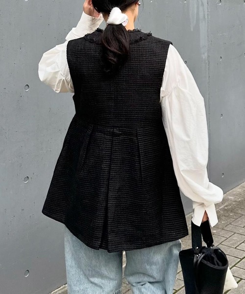 aquagarage(アクアガレージ)の「ツイードジレ(その他アウター・レディース・ブラック/アイボリー・L/M)」の13枚目の写真