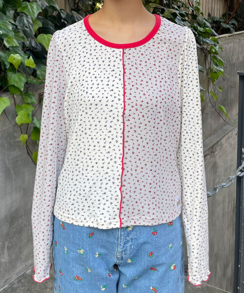 HELLO.SANFRANCISCO(ハローサンフランシスコ)の「【HELLO.SANFRANCISCO/ハローサンフランシスコ】小花柄ドッキングリブトップス(Tシャツ/カットソー・レディース・オフホワイト/イエロー・ONE SIZE)」の8枚目の写真