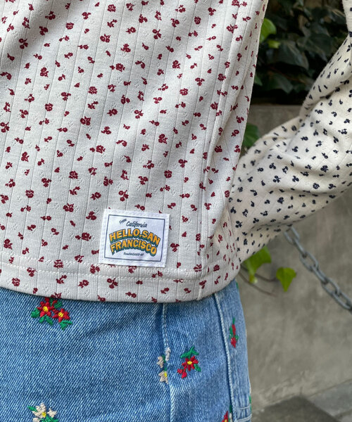 HELLO.SANFRANCISCO(ハローサンフランシスコ)の「【HELLO.SANFRANCISCO/ハローサンフランシスコ】小花柄ドッキングリブトップス(Tシャツ/カットソー・レディース・オフホワイト/イエロー・ONE SIZE)」の14枚目の写真