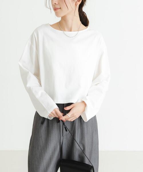 URBAN RESEARCH(アーバンリサーチ)の「ショート丈ロングスリーブTシャツ(Tシャツ/カットソー・レディース・その他2/ネイビー/オフホワイト/その他1・FREE)」の2枚目の写真