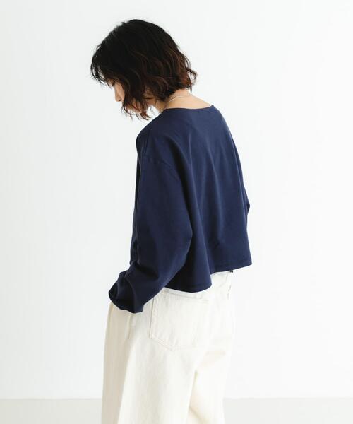 URBAN RESEARCH(アーバンリサーチ)の「ショート丈ロングスリーブTシャツ(Tシャツ/カットソー・レディース・その他2/ネイビー/オフホワイト/その他1・FREE)」の8枚目の写真