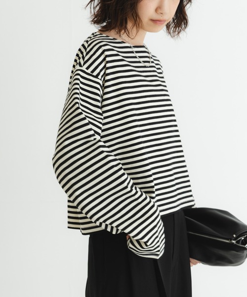URBAN RESEARCH(アーバンリサーチ)の「ショート丈ロングスリーブTシャツ(Tシャツ/カットソー・レディース・その他2/ネイビー/オフホワイト/その他1・FREE)」の4枚目の写真