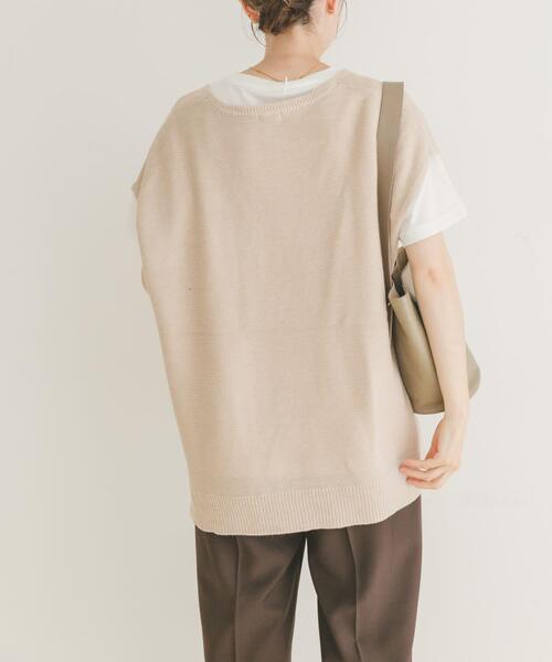 ITEMS URBANRESEARCH(アイテムズ アーバンリサーチ)の「アンゴラタッチユルVニットベスト(ニット/セーター・レディース・ネイビー/グレー/アイボリー・FREE)」の16枚目の写真