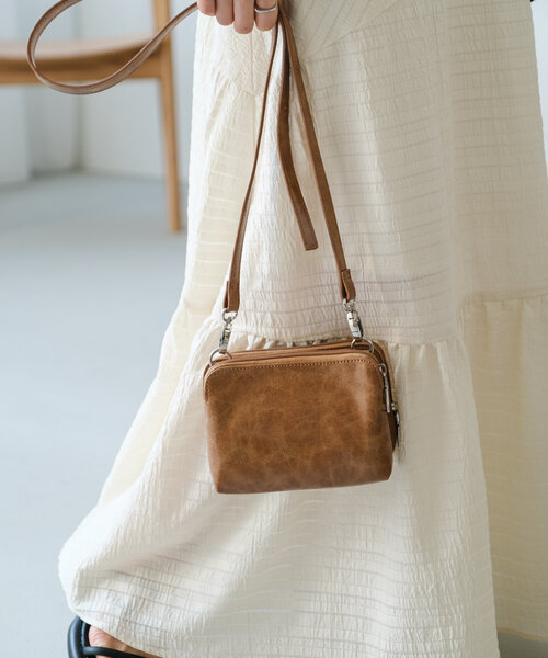 Kastane（カスタネ）の「【WEB限定/4色展開】ミニショルダーバッグ（ショルダーバッグ・レディース・アイボリー/ブラック/ブラウン系その他/ベージュ・FREE）」の11枚目の写真