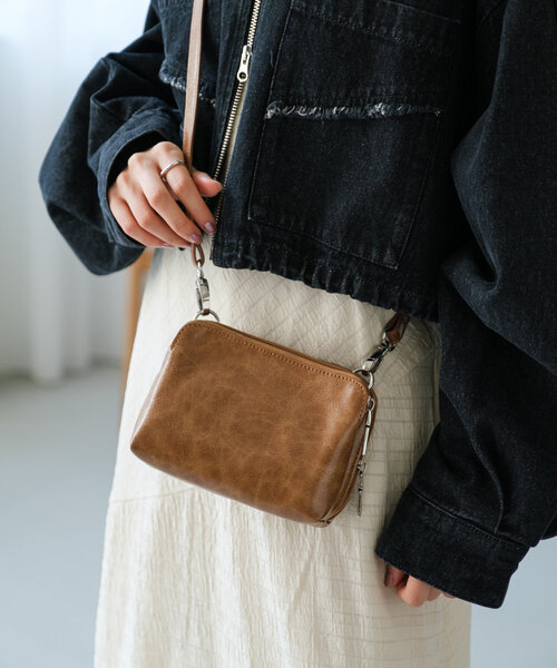 Kastane（カスタネ）の「【WEB限定/4色展開】ミニショルダーバッグ（ショルダーバッグ・レディース・アイボリー/ブラック/ブラウン系その他/ベージュ・FREE）」の17枚目の写真