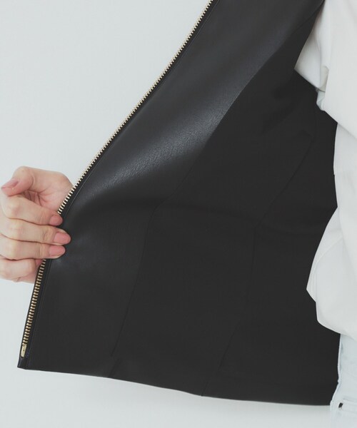 index（インデックス）の「シンセティックレザーブルゾン【洗える/ストレッチ】（ブルゾン・レディース・ナチュラル/ブラック・36/38/40/42）」の6枚目の写真