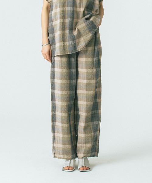 ROSE BUD(ローズバッド)の「【WEB・一部店舗限定】SUCKER EASY PANTS(その他パンツ・レディース・グレー/ピンク/グリーン・M/S)」の2枚目の写真