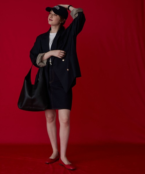 BONLECILL Marche(ボンルシールマルシェ)の「【BONLECILL Marche】《ポーチ付き/A4》ワンハンドルソフトショルダーバッグ(ショルダーバッグ・レディース・キャメル/ブラック/グレイッシュベージュ・FREE)」の6枚目の写真