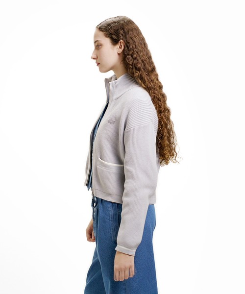 LACOSTE（ラコステ）の「ジップアップローゲージニットブルゾン（カーディガン/ボレロ・レディース・ホワイト/ベージュ/ライトグレー・40/38/36/34）」の4枚目の写真