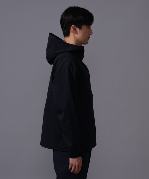 BEAMS GOLF（ビームスゴルフ）の「B.G.THREE / ALL-TIME 撥水 PCU ジャケット（ブルゾン・メンズ・ネイビー/ブラック・MEDIUM/LARGE/X-LARGE）」の5枚目の写真