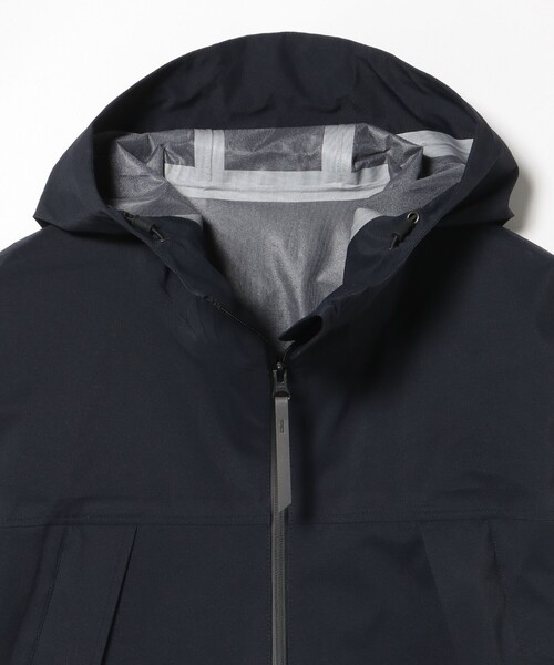 BEAMS GOLF（ビームスゴルフ）の「B.G.THREE / ALL-TIME 撥水 PCU ジャケット（ブルゾン・メンズ・ネイビー/ブラック・MEDIUM/LARGE/X-LARGE）」の11枚目の写真