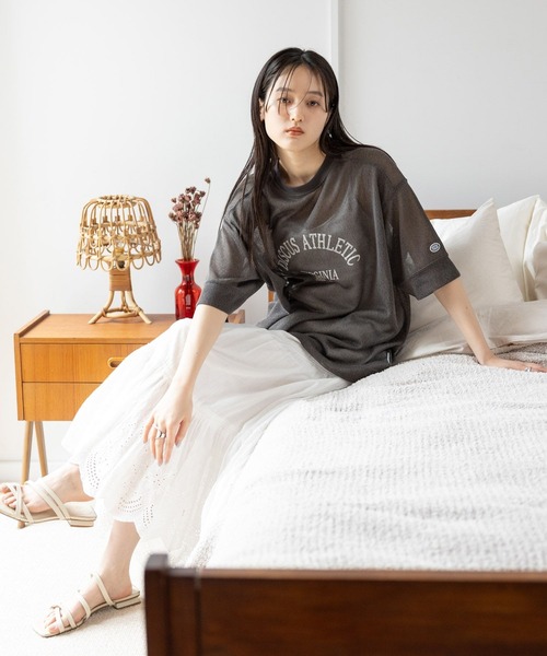DISCUS ATHLETIC（ディスカス　アスレチック）の「DISCUS/ディスカス カレッジシアールーズTシャツ（Tシャツ/カットソー・レディース・オフホワイト/ブラック/グリーン/ブルー・FREE）」の9枚目の写真