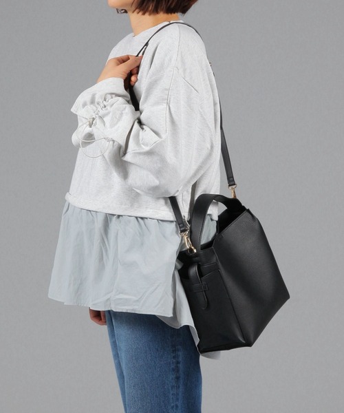 Elura（エルーラ）の「ミニトート付きショルダーバッグ/327404（ハンドバッグ・レディース・ベージュ/ブラック/チャコールグレー・ONE SIZE）」の11枚目の写真