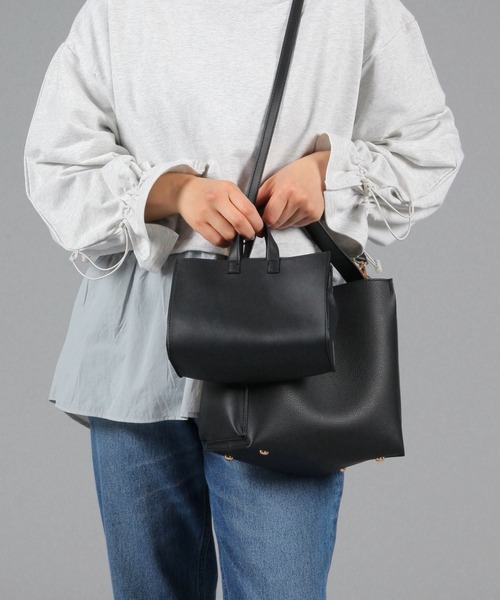 Elura（エルーラ）の「ミニトート付きショルダーバッグ/327404（ハンドバッグ・レディース・ベージュ/ブラック/チャコールグレー・ONE SIZE）」の13枚目の写真