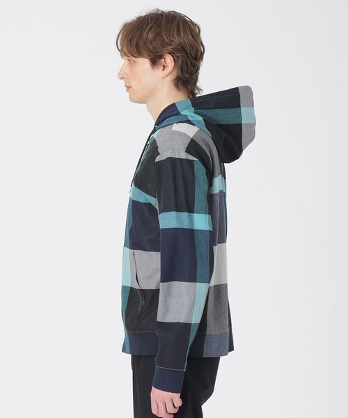 BLACK LABEL CRESTBRIDGE（ブラックレーベル・クレストブリッジ）の「クレストブリッジチェックラッセルパーカー（パーカー・メンズ・ライトグレー/ベージュ系その他6/ブルー系その他7・L/M/XL）」の12枚目の写真