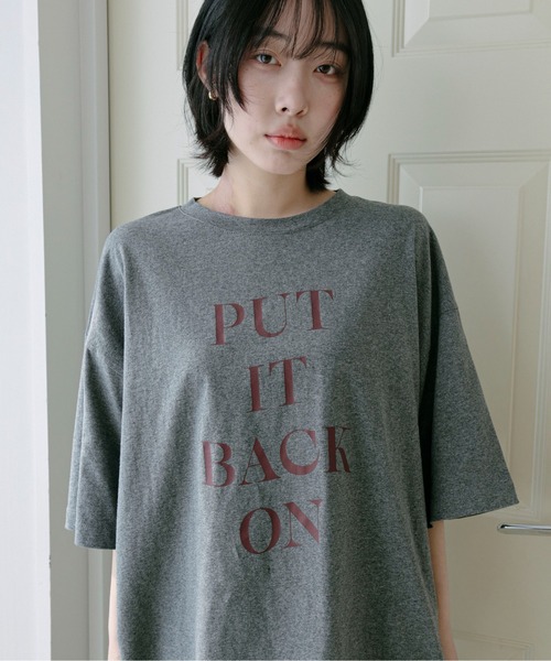 PILIT（ピリット）の「ロゴ チュニック tee（Tシャツ/カットソー・レディース・アイボリー/チャコールグレー/ダークブルー/ピンク・MEDIUM）」の3枚目の写真