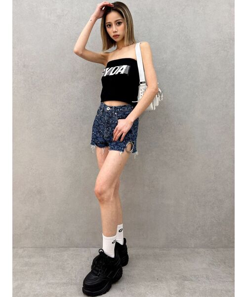 GYDA（ジェイダ）の「ハイウエストSIDE RINGデニムショートパンツ（デニムパンツ・レディース・その他1/ライトブルー・MEDIUM/SMALL）」の12枚目の写真