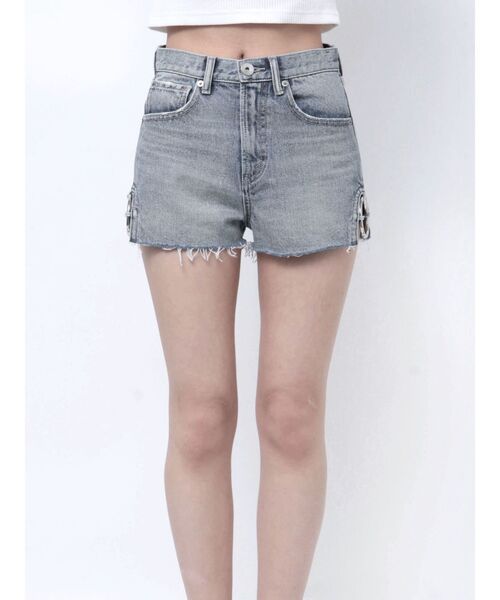 GYDA（ジェイダ）の「ハイウエストSIDE RINGデニムショートパンツ（デニムパンツ・レディース・その他1/ライトブルー・MEDIUM/SMALL）」の15枚目の写真