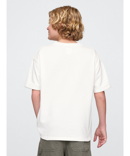 GAP(ギャップ)の「リラックス GAPグラフィック テリーTシャツ(スウェット・キッズ・グリーン/ブルー/オフホワイト/ブラック・110cm/120cm/130cm/140cm/150cm/160cm)」の12枚目の写真