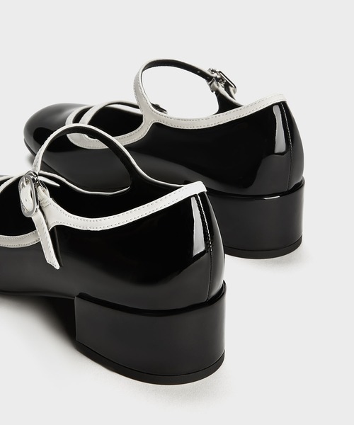 CHARLES & KEITH(チャールズ & キース)の「パテント コンテストトリムダブルストラップメリージェーンパンプス(パンプス・レディース・ホワイト/ブラック系その他6・22cm/22.5cm/23cm/23.5cm/24.5cm/25cm/25.5cm/26.5cm)」の7枚目の写真