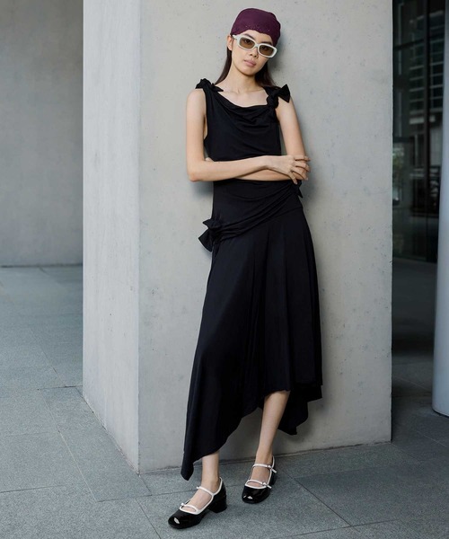 CHARLES & KEITH(チャールズ & キース)の「パテント コンテストトリムダブルストラップメリージェーンパンプス(パンプス・レディース・ホワイト/ブラック系その他6・22cm/22.5cm/23cm/23.5cm/24.5cm/25cm/25.5cm/26.5cm)」の15枚目の写真