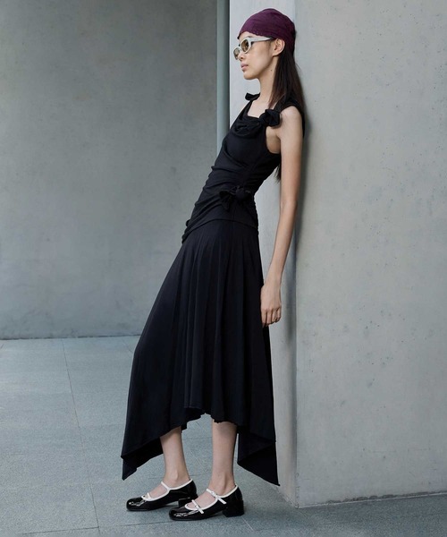 CHARLES & KEITH(チャールズ & キース)の「パテント コンテストトリムダブルストラップメリージェーンパンプス(パンプス・レディース・ホワイト/ブラック系その他6・22cm/22.5cm/23cm/23.5cm/24.5cm/25cm/25.5cm/26.5cm)」の14枚目の写真