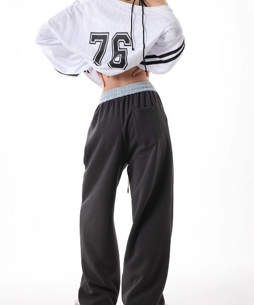 LETee(レティー)の「ロゴプリント スェットパンツ(スウェットパンツ・レディース・チャコールグレー/ブラック/ライトグレー・FREE)」の7枚目の写真