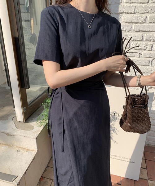 LAFFMO(ラフモ)の「クルーネック半袖ワンピース(ワンピース・レディース・ベージュ/ネイビー・F)」の14枚目の写真