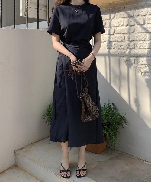 LAFFMO(ラフモ)の「クルーネック半袖ワンピース(ワンピース・レディース・ベージュ/ネイビー・F)」の17枚目の写真