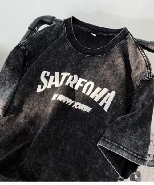 LETee（レティー）の「ウォッシュ加工ユーズド風ティーシャツ（Tシャツ/カットソー・レディース・ブラック/パープル/ピンク/ブラウン・FREE）」の10枚目の写真