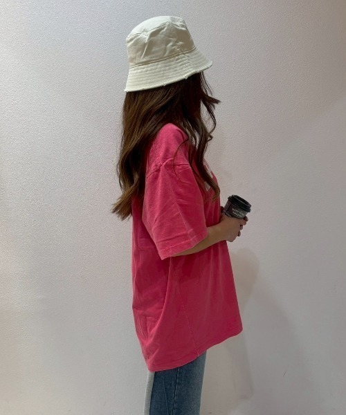 LETee（レティー）の「ウォッシュ加工ユーズド風ティーシャツ（Tシャツ/カットソー・レディース・ブラック/パープル/ピンク/ブラウン・FREE）」の18枚目の写真