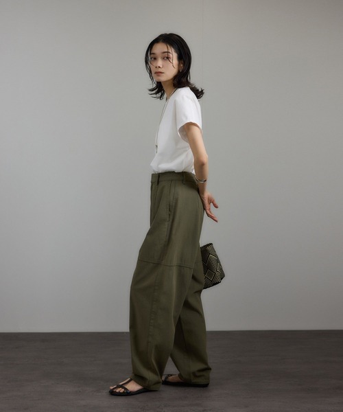 SALON adam et rope'（サロン アダム エ ロペ）の「プリマベールリラックスドルマンスリーブプルオーバー［UVケア・洗濯耐久］（Tシャツ/カットソー・レディース・ホワイト/ピンク系その他2/ブラック/チャコールグレー/ブラウン・FREE）」の10枚目の写真