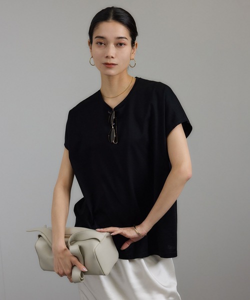 SALON adam et rope'（サロン アダム エ ロペ）の「プリマベールリラックスドルマンスリーブプルオーバー［UVケア・洗濯耐久］（Tシャツ/カットソー・レディース・ホワイト/ピンク系その他2/ブラック/チャコールグレー/ブラウン・FREE）」の14枚目の写真