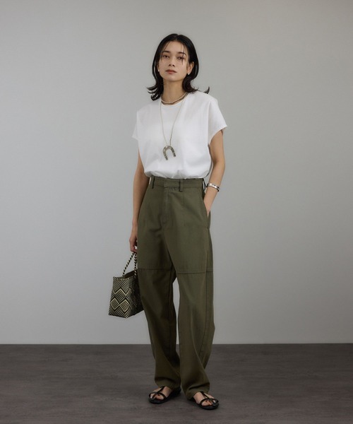 SALON adam et rope'（サロン アダム エ ロペ）の「プリマベールリラックスドルマンスリーブプルオーバー［UVケア・洗濯耐久］（Tシャツ/カットソー・レディース・ホワイト/ピンク系その他2/ブラック/チャコールグレー/ブラウン・FREE）」の21枚目の写真