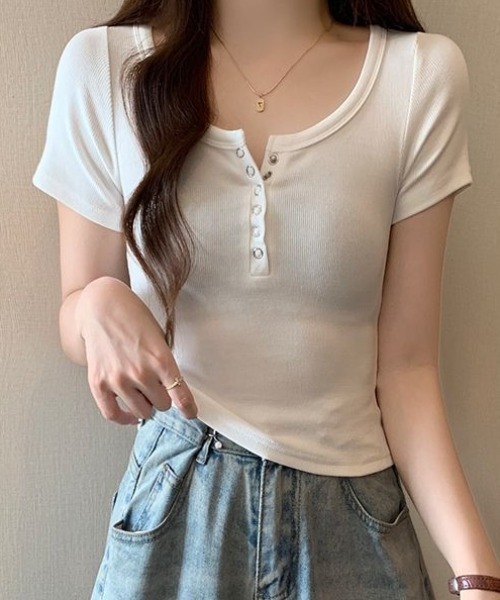 Teem Store(チームストア)の「【新色追加!】韓国風コンパクト ヘンリーネック リブ半袖Tシャツ ピチT 無地ショートT 着痩せ 体型盛れ(Tシャツ/カットソー・レディース・ブラック/オートミール/ホワイト/グレイッシュベージュ/レッド・S/M)」の21枚目の写真