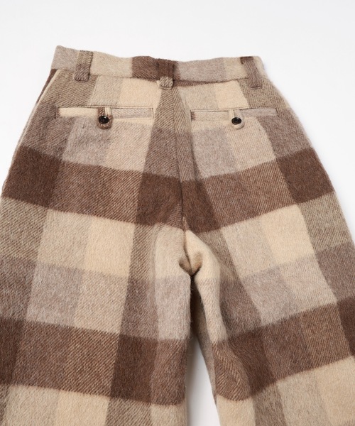 RYU(リュー)の「block plaid wide full-length slacks(スラックス・メンズ・ベージュ系/ホワイト×ブラック・2/4/3)」の7枚目の写真