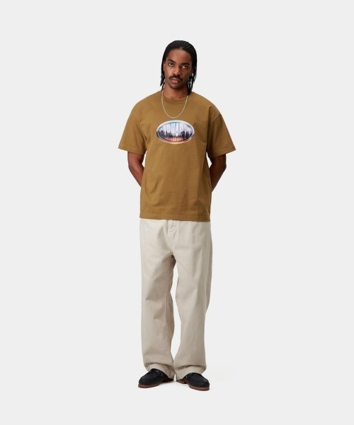 Carhartt WIP(カーハートダブリューアイピー)の「Carhartt WIP S/S BIG TIME T-SHIRT(カーハートワークインプログレス ショートスリーヴ ビッグタイム Tシャツ)(Tシャツ/カットソー・メンズ・ベージュ系/ブラウン系1/ブラウン系2・SMALL/MEDIUM/LARGE/X-LARGE)」の1枚目の写真