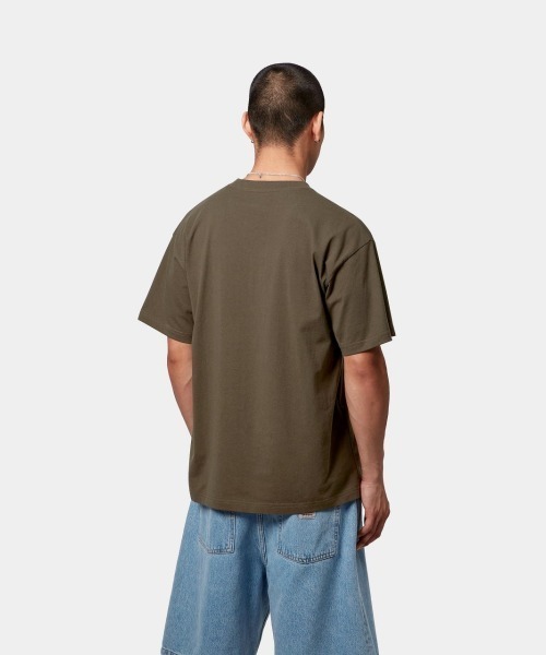 Carhartt WIP(カーハートダブリューアイピー)の「Carhartt WIP S/S BIG TIME T-SHIRT(カーハートワークインプログレス ショートスリーヴ ビッグタイム Tシャツ)(Tシャツ/カットソー・メンズ・ベージュ系/ブラウン系1/ブラウン系2・SMALL/MEDIUM/LARGE/X-LARGE)」の6枚目の写真