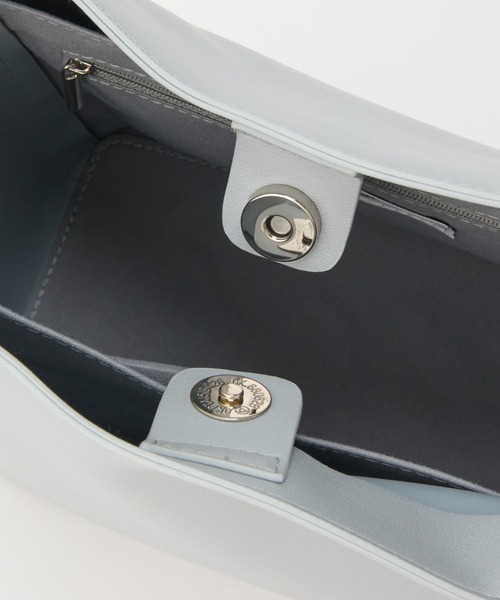 COLONY 2139（コロニートゥーワンスリーナイン）の「ワンハンドルスクエアバッグ（ハンドバッグ・レディース・ライトグレー/シルバー/ブラック・FREE）」の12枚目の写真