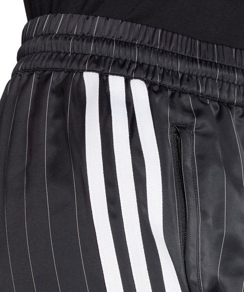 ★adidas/ピンストライプ サテン ショート パンツ★ adidas PIN-STRIPE SATIN SHORTS / アディダス ピン ストライプ