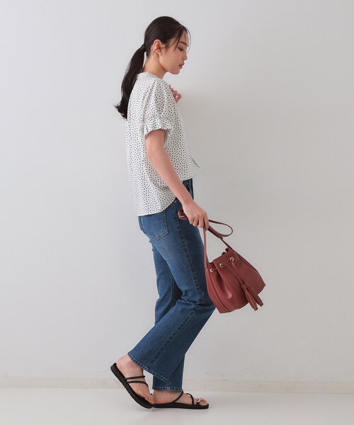 OPAQUE.CLIP（オペークドットクリップ）の「幾何柄アソート タックドルマンスリーブブラウス【洗濯機洗い可】（シャツ/ブラウス・レディース・ベージュ系その他7/ホワイト系1/ブラック系/ブラック系4・40/38/42）」の7枚目の写真