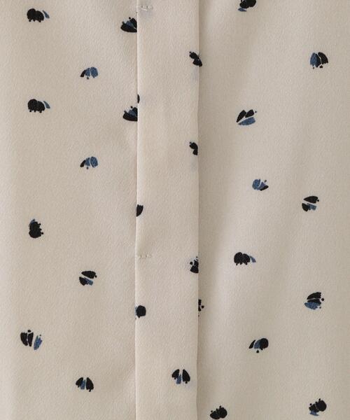 OPAQUE.CLIP（オペークドットクリップ）の「幾何柄アソート タックドルマンスリーブブラウス【洗濯機洗い可】（シャツ/ブラウス・レディース・ベージュ系その他7/ホワイト系1/ブラック系/ブラック系4・40/38/42）」の20枚目の写真