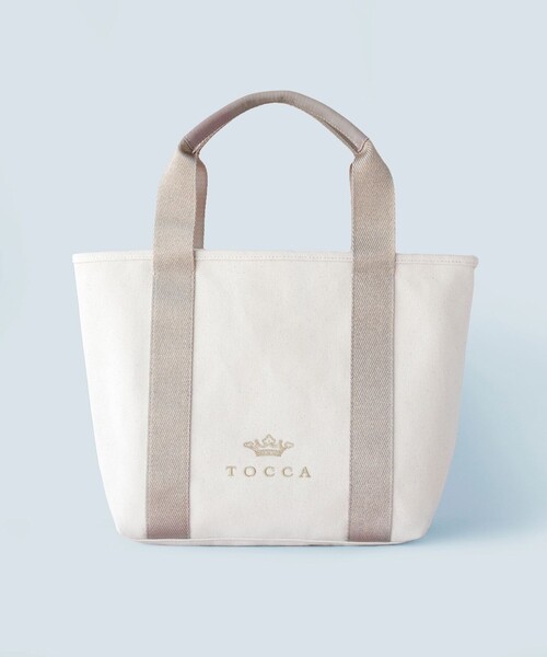 TOCCA(トッカ)の「LUMINA STRADA CANVAS TOTE キャンバストートバッグ(トートバッグ・レディース・ホワイト系/ブラック系/ライトグレー系/ベージュ系/スカイブルー系/ライラック系/ゴールド系5・F)」の2枚目の写真